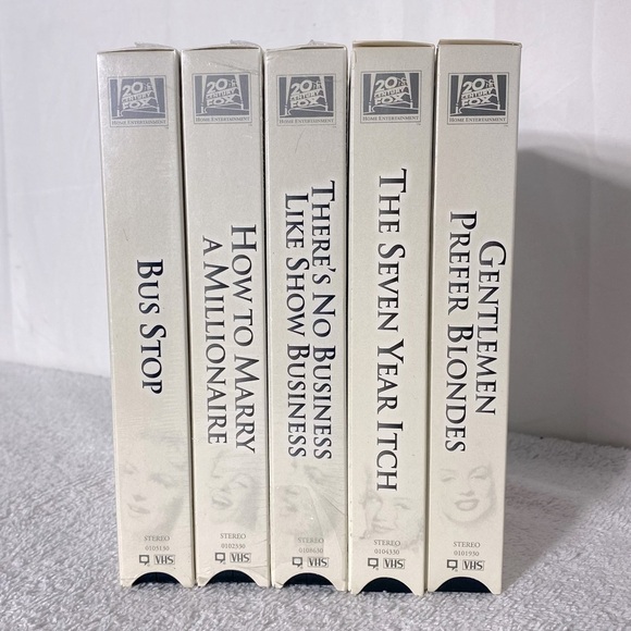 Vintage Marilyn Monroe Classic Movie Collection VHS - Picture 2 of 16